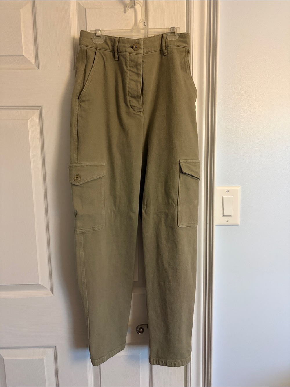 Olive Green Aritzia/Wilfred Cargo Pants